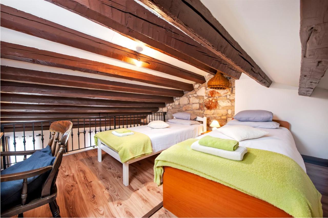 Ap Downtown Apartment Rovinj Luaran gambar