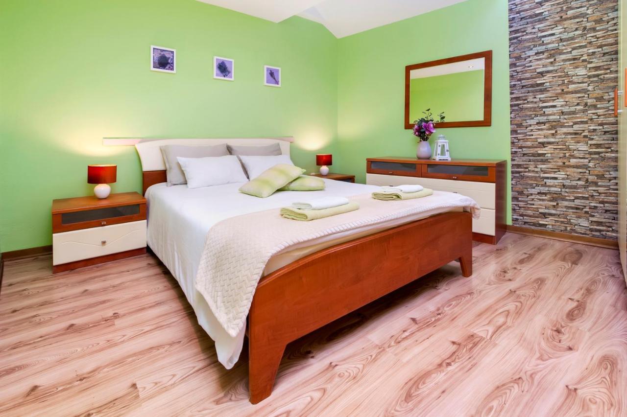 Ap Downtown Apartment Rovinj Luaran gambar