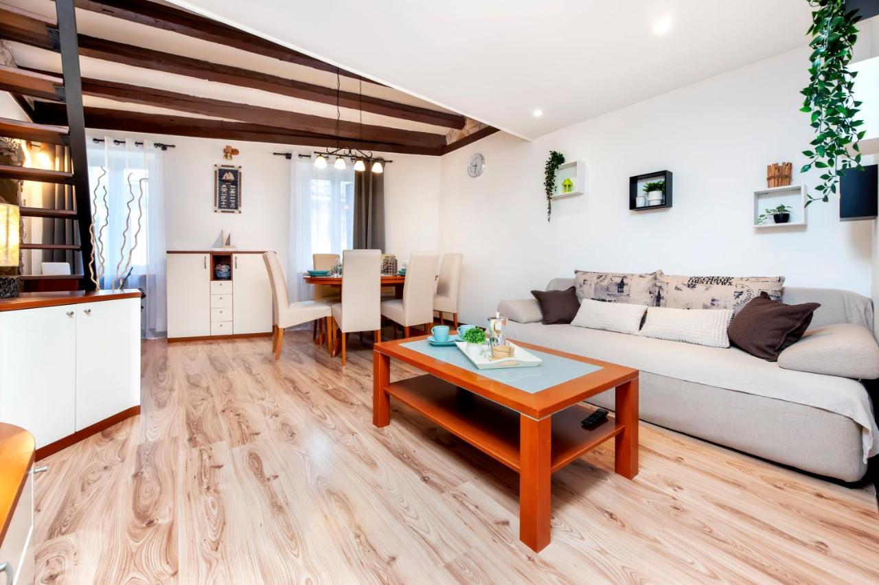 Ap Downtown Apartment Rovinj Luaran gambar