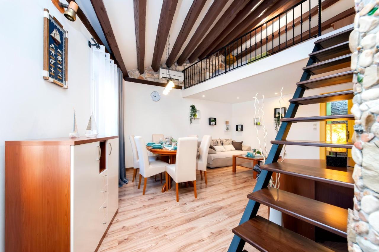 Ap Downtown Apartment Rovinj Luaran gambar